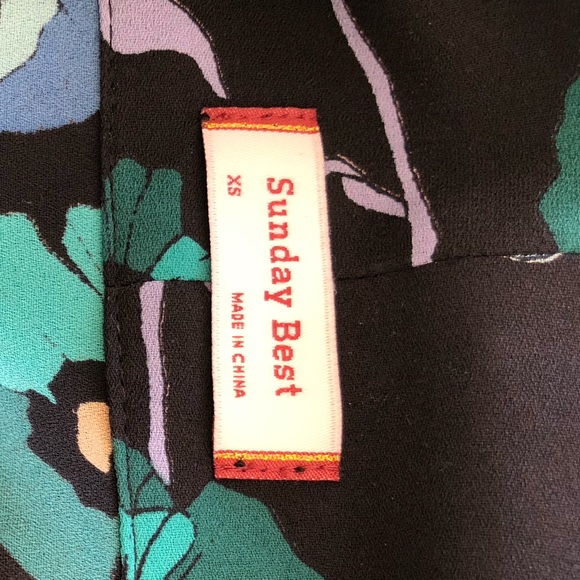 Aritzia Sunday Best Floral dress - Picture 4 of 4